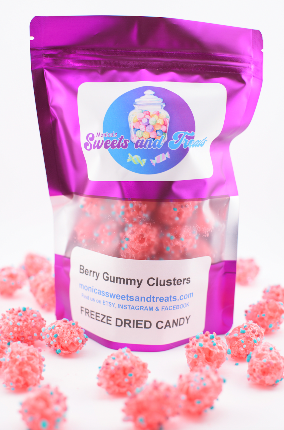 Freeze Dried Berry Gummy Clusters